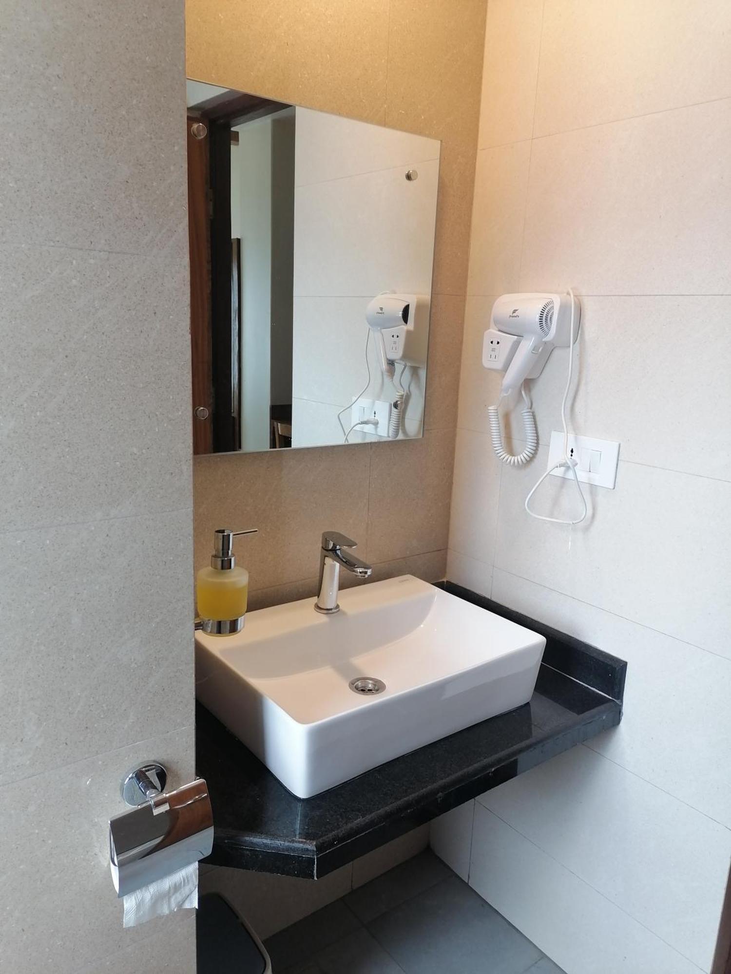 Urban Boutique Hotel Pokhara Eksteriør billede