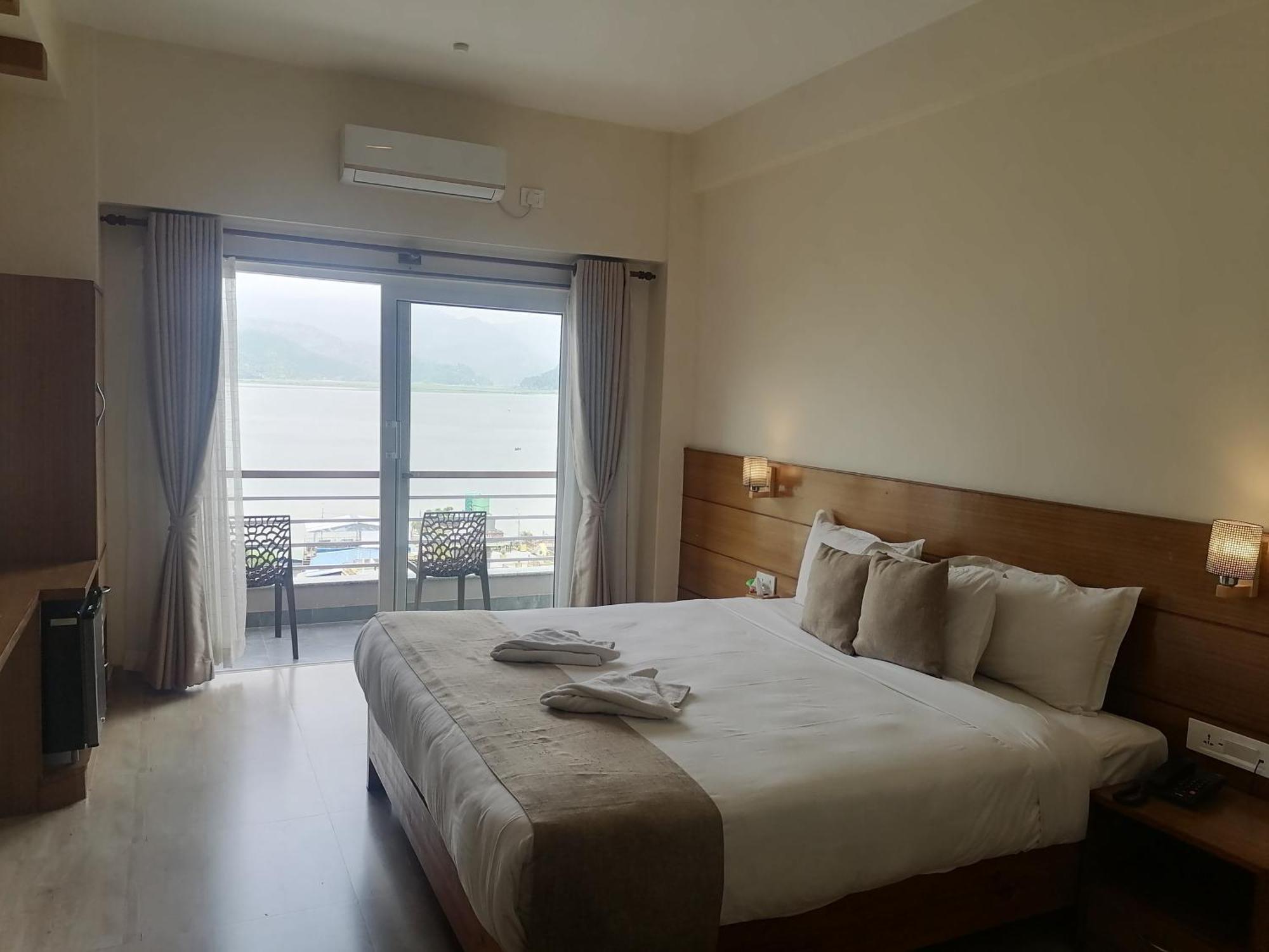 Urban Boutique Hotel Pokhara Eksteriør billede