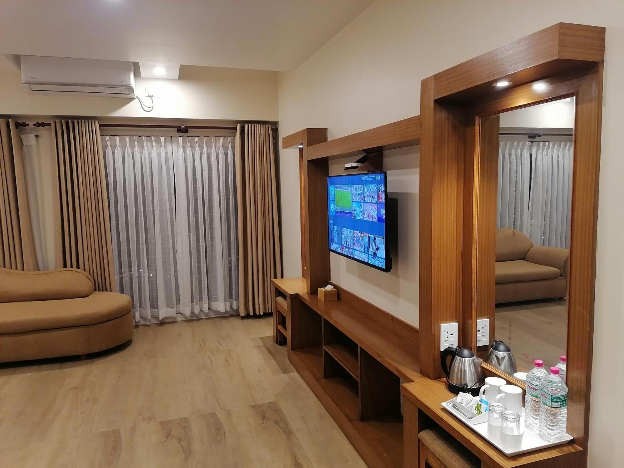 Urban Boutique Hotel Pokhara Eksteriør billede
