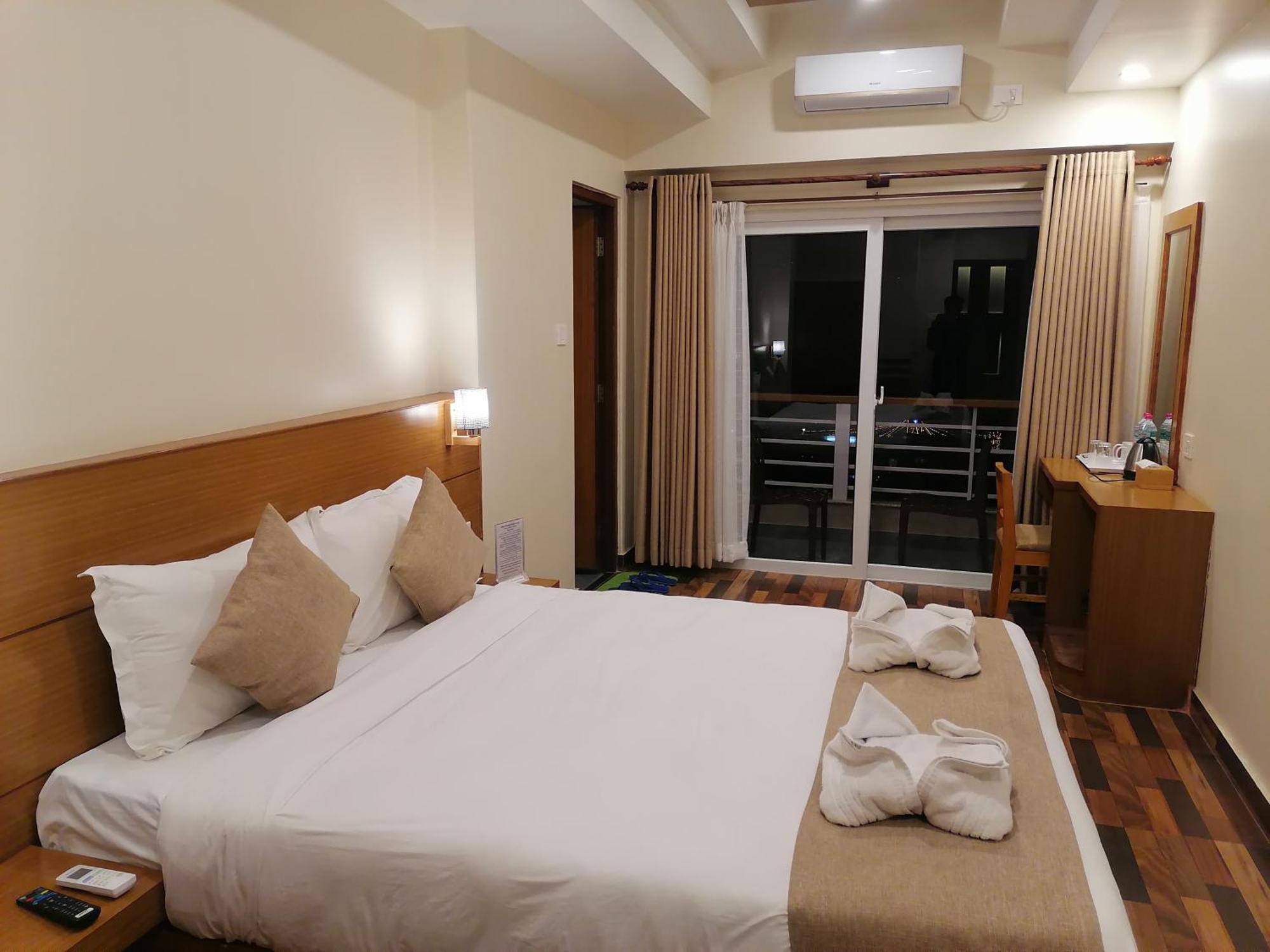 Urban Boutique Hotel Pokhara Eksteriør billede