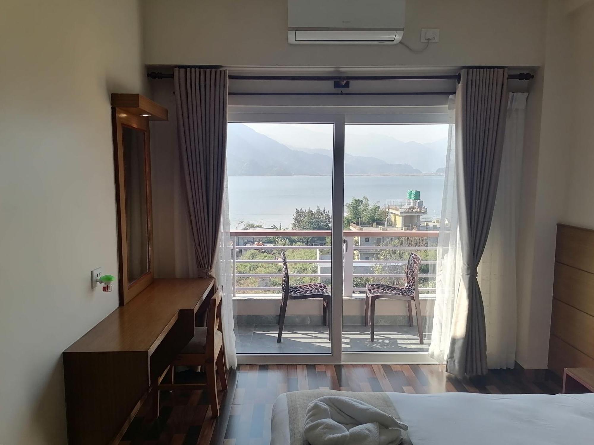 Urban Boutique Hotel Pokhara Eksteriør billede