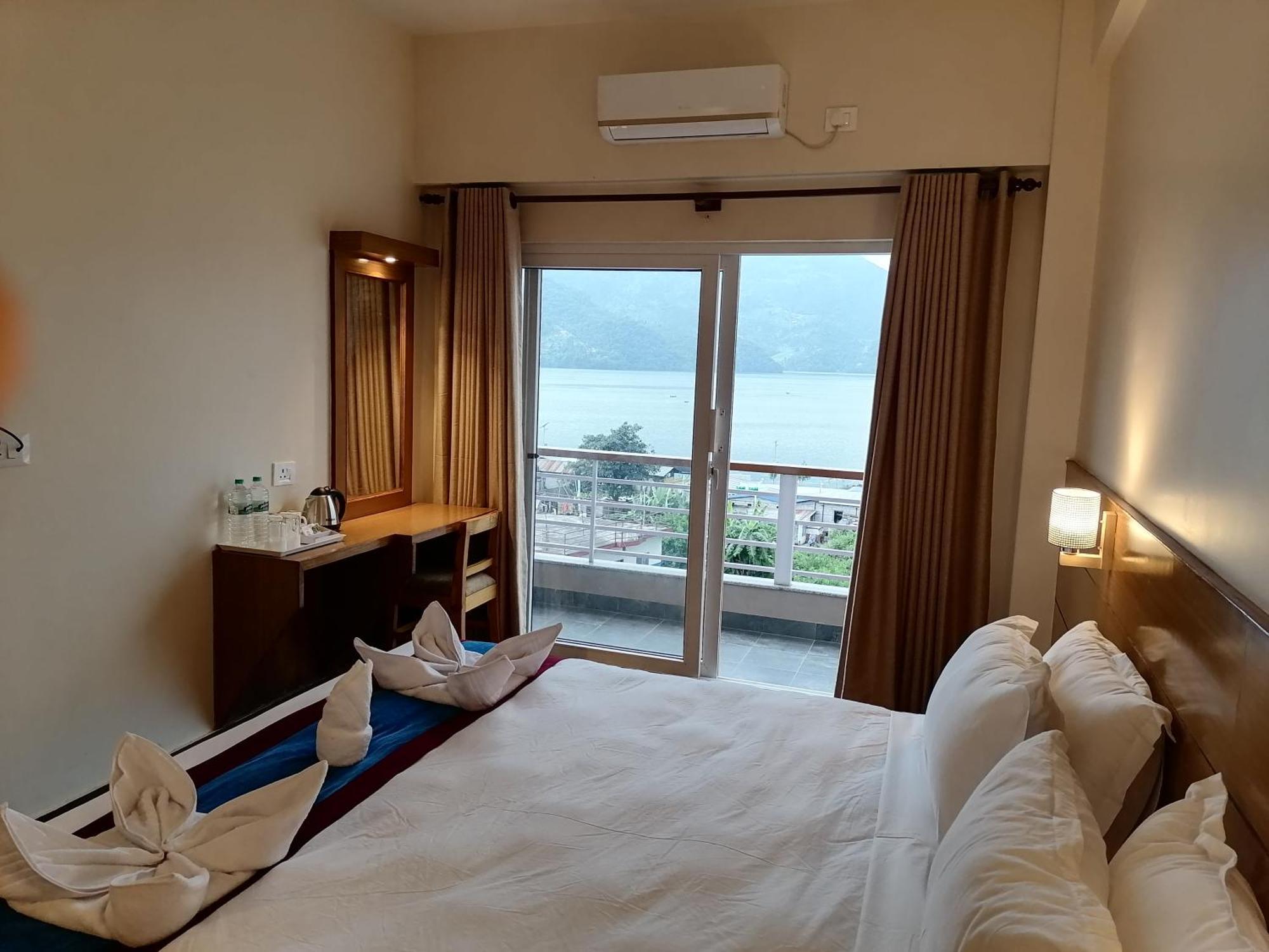 Urban Boutique Hotel Pokhara Eksteriør billede